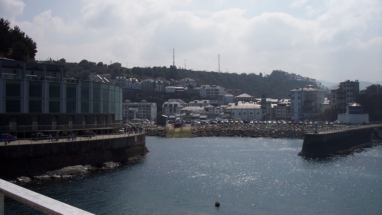 Photo of Others in Luarca