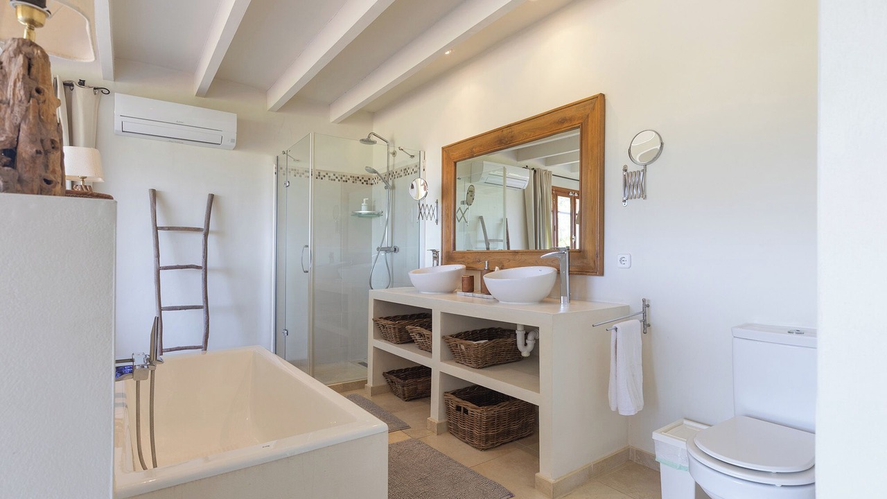 Photo of Bathroom in Biniaraix
