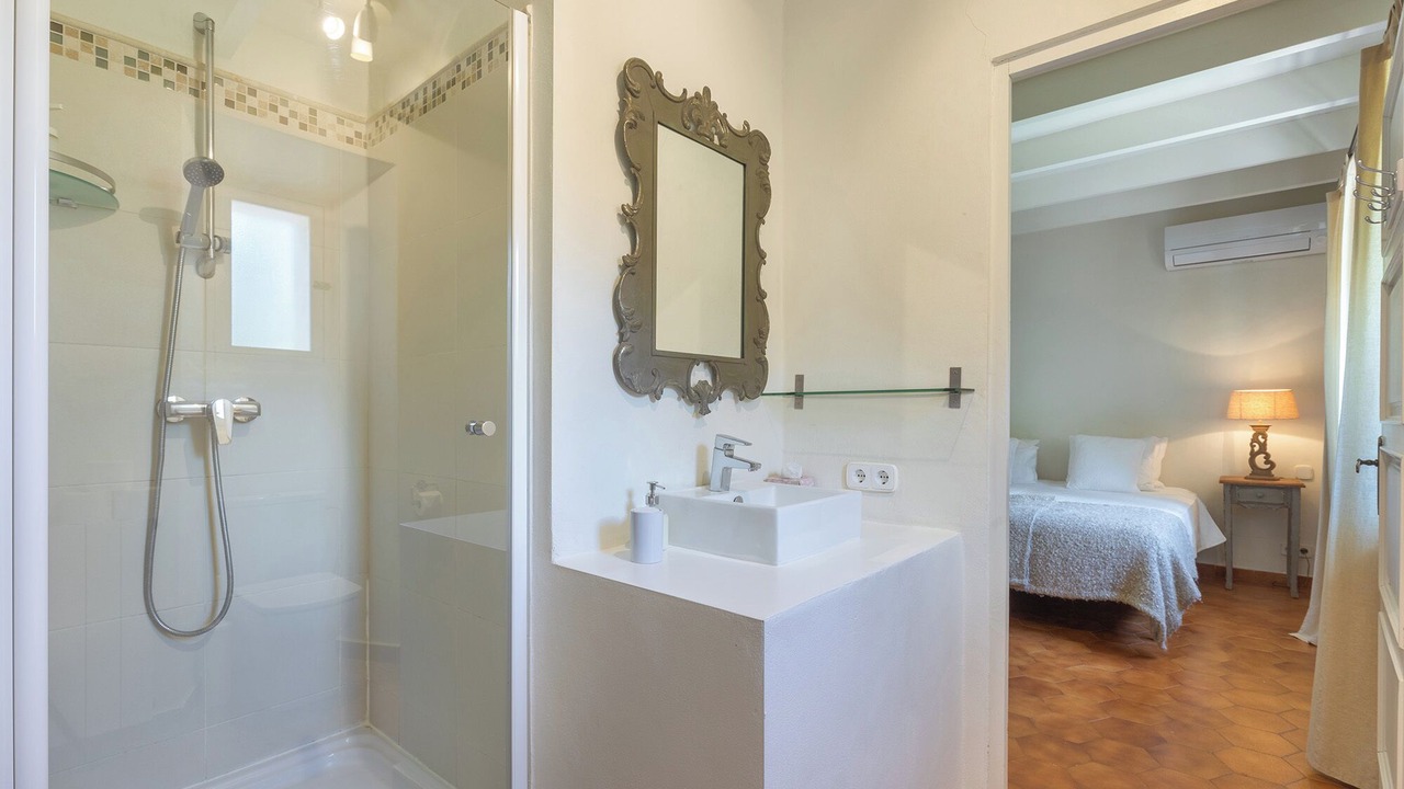 Photo of Bathroom in Biniaraix