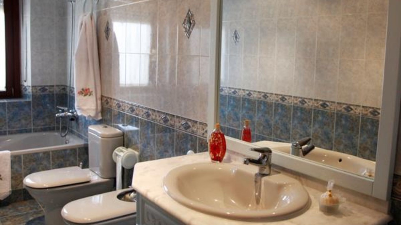 Photo of Bathroom in Regumiel de la Sierra