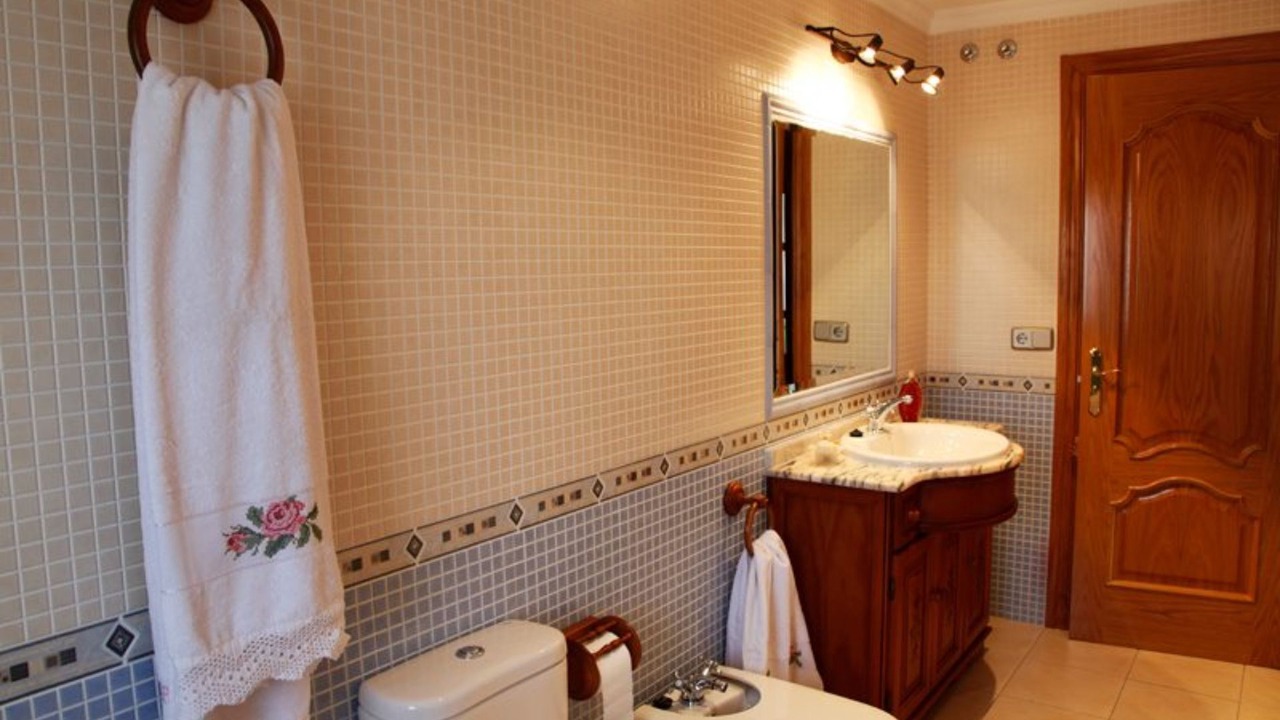 Photo of Bathroom in Regumiel de la Sierra
