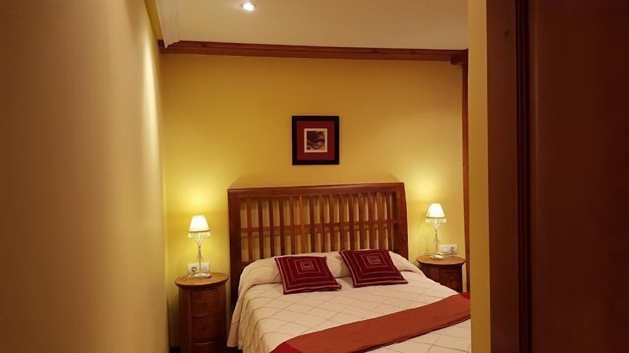 Photo of Bedroom in Caunedo