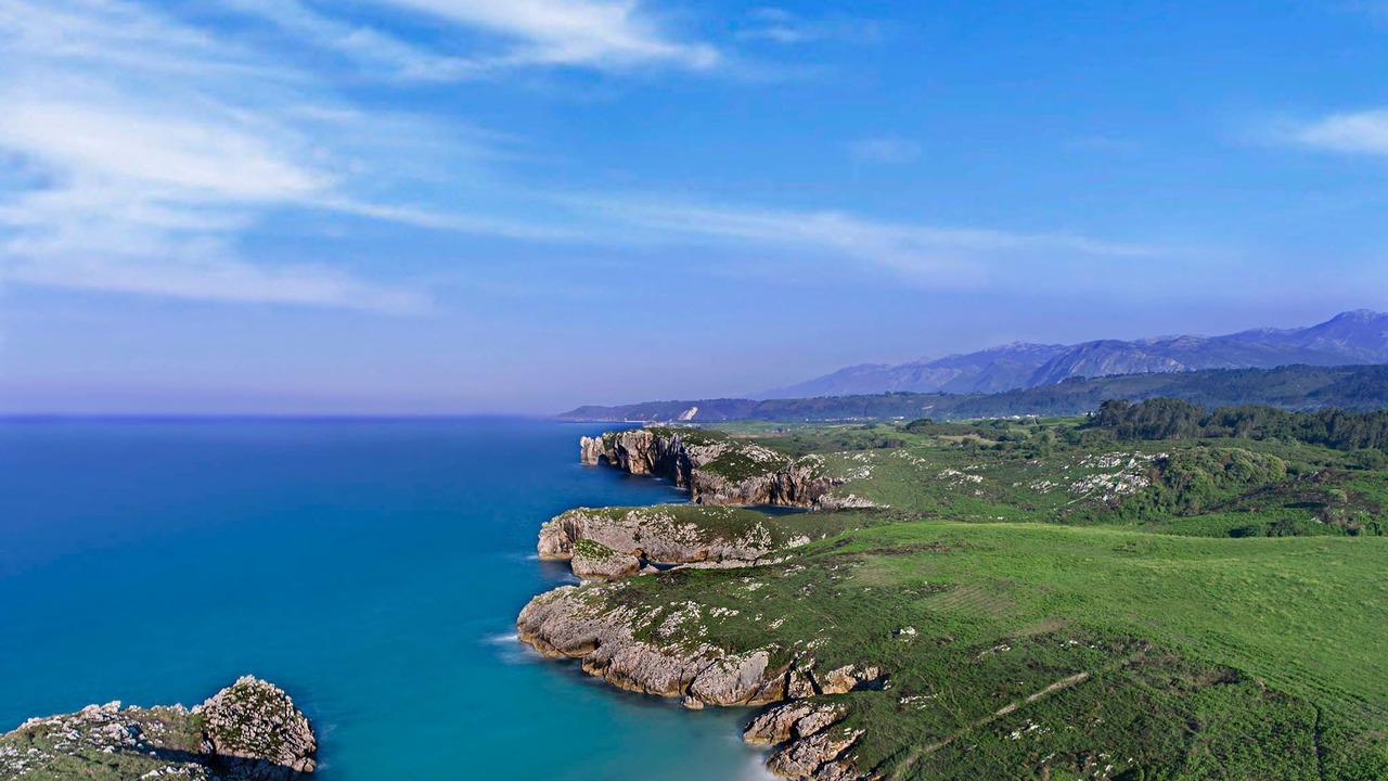 Photo of Others in Llanes
