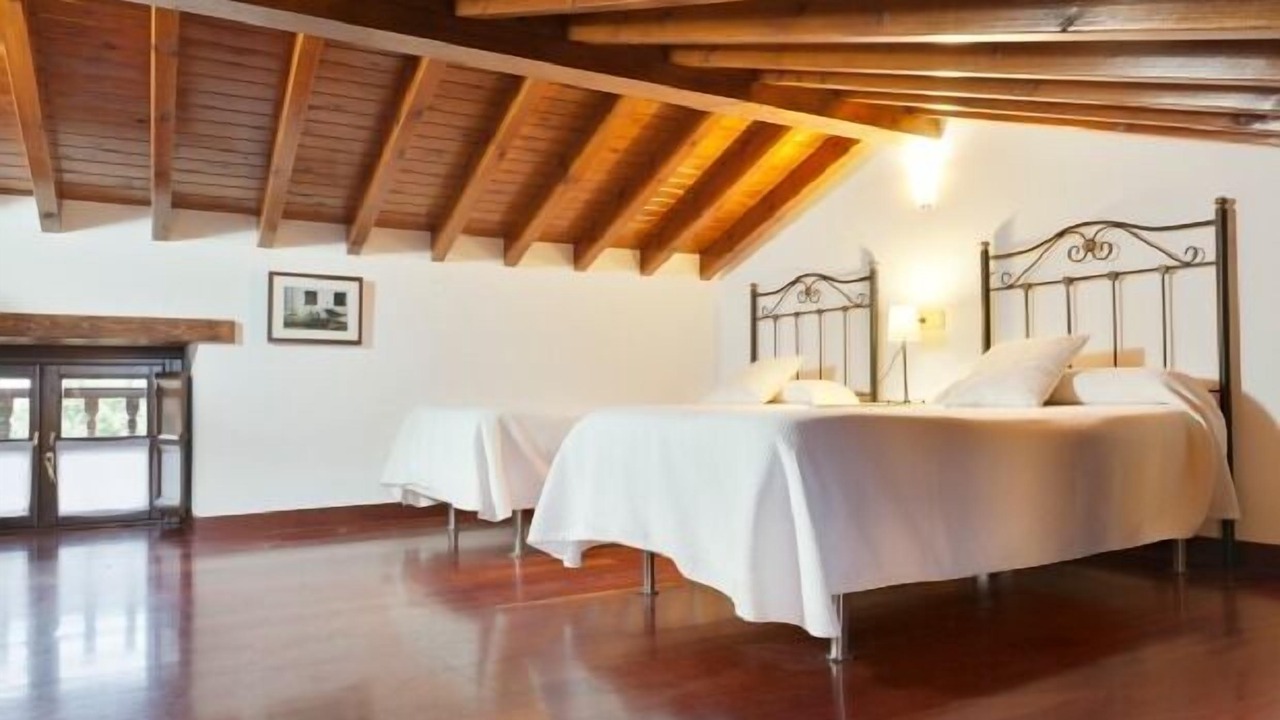 Photo of Bedroom in Villar de Huergo