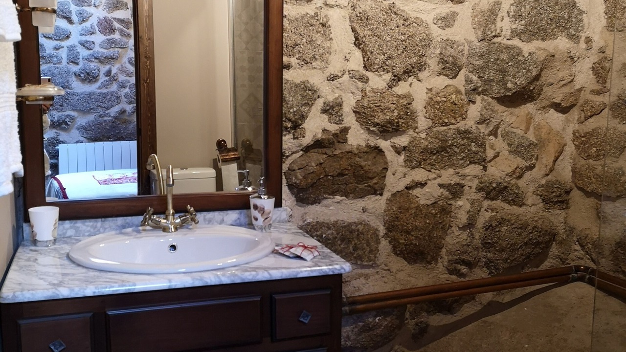 Photo of Bathroom in Villar de Corneja