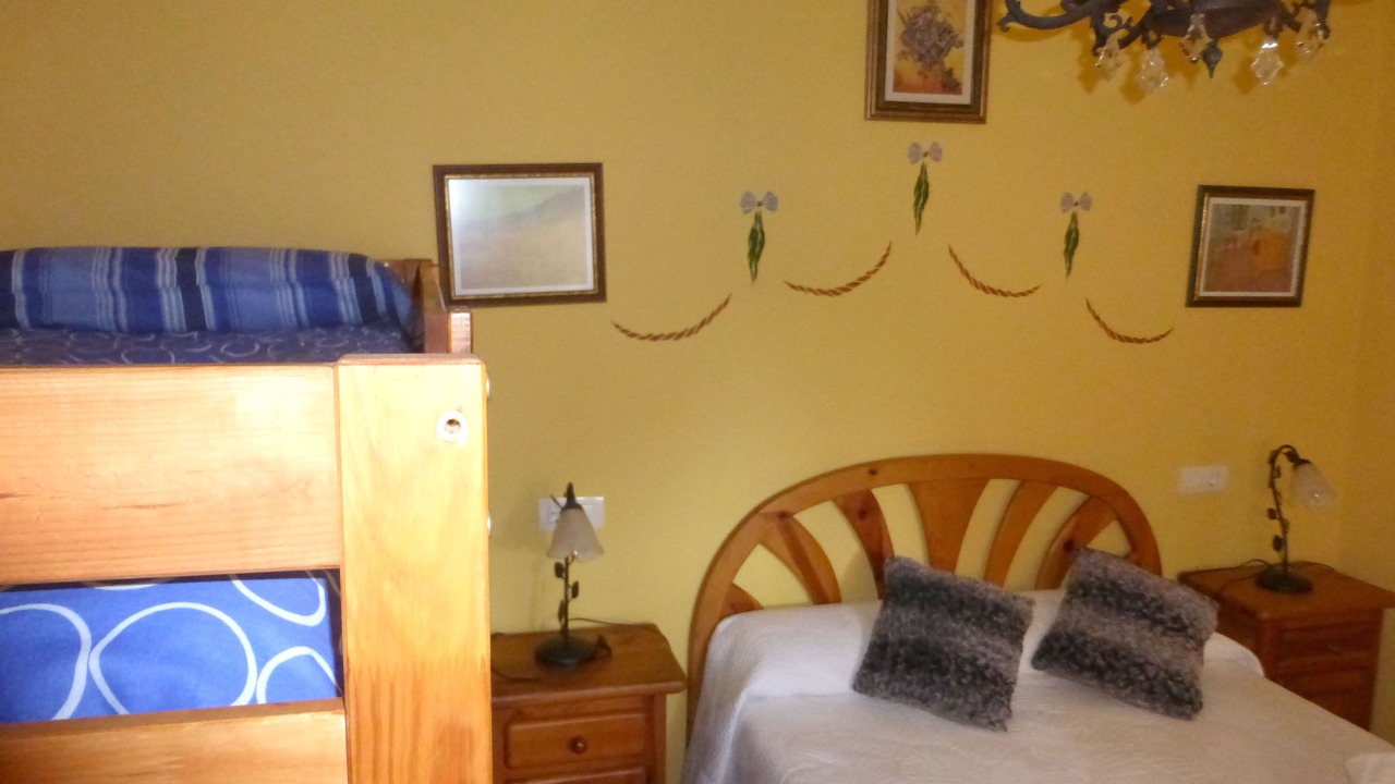 Photo of Bedroom in Coana