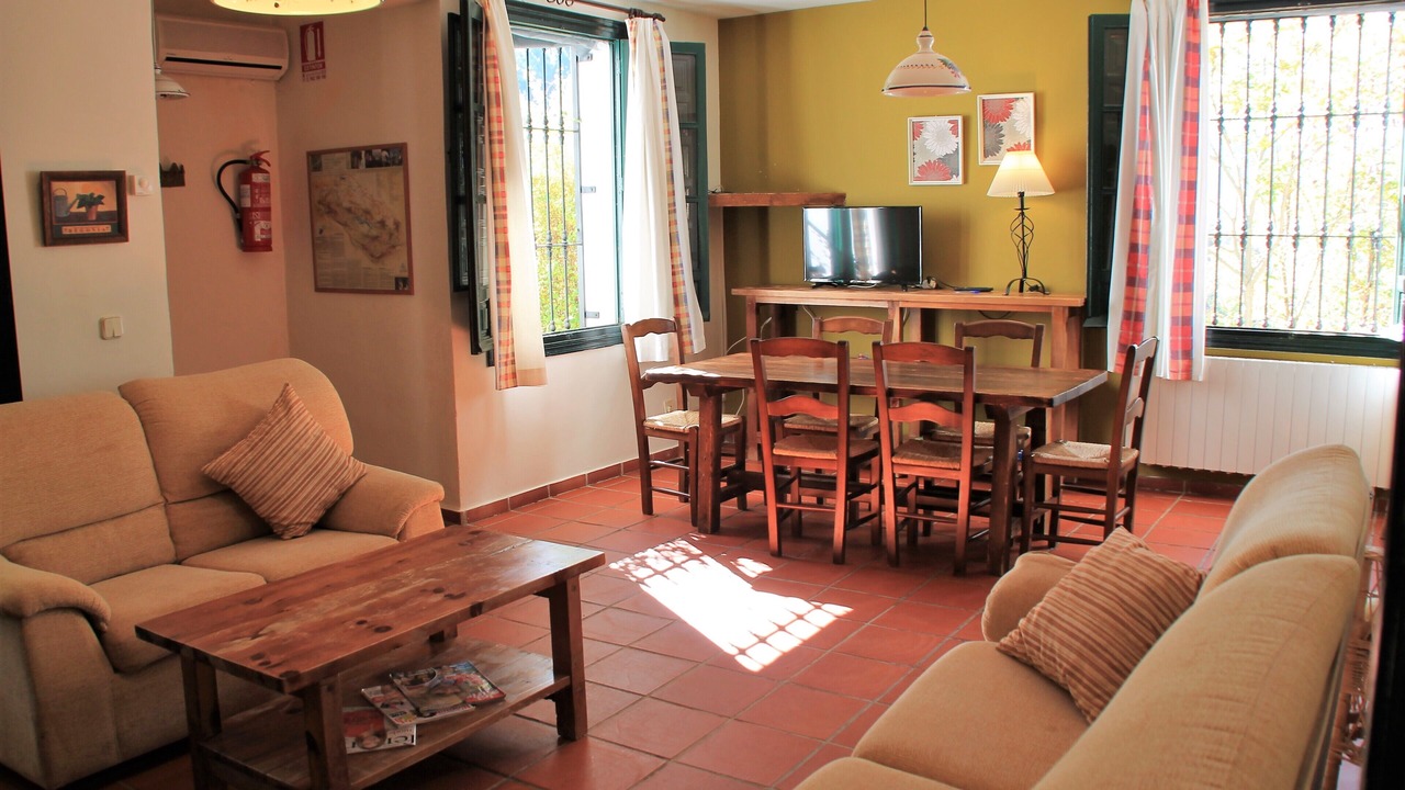 Photo of Livingroom in Canada Catena