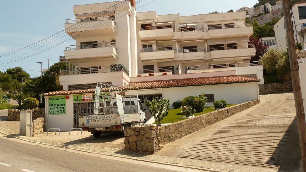 Photo of Outdoor in Roses Town Center