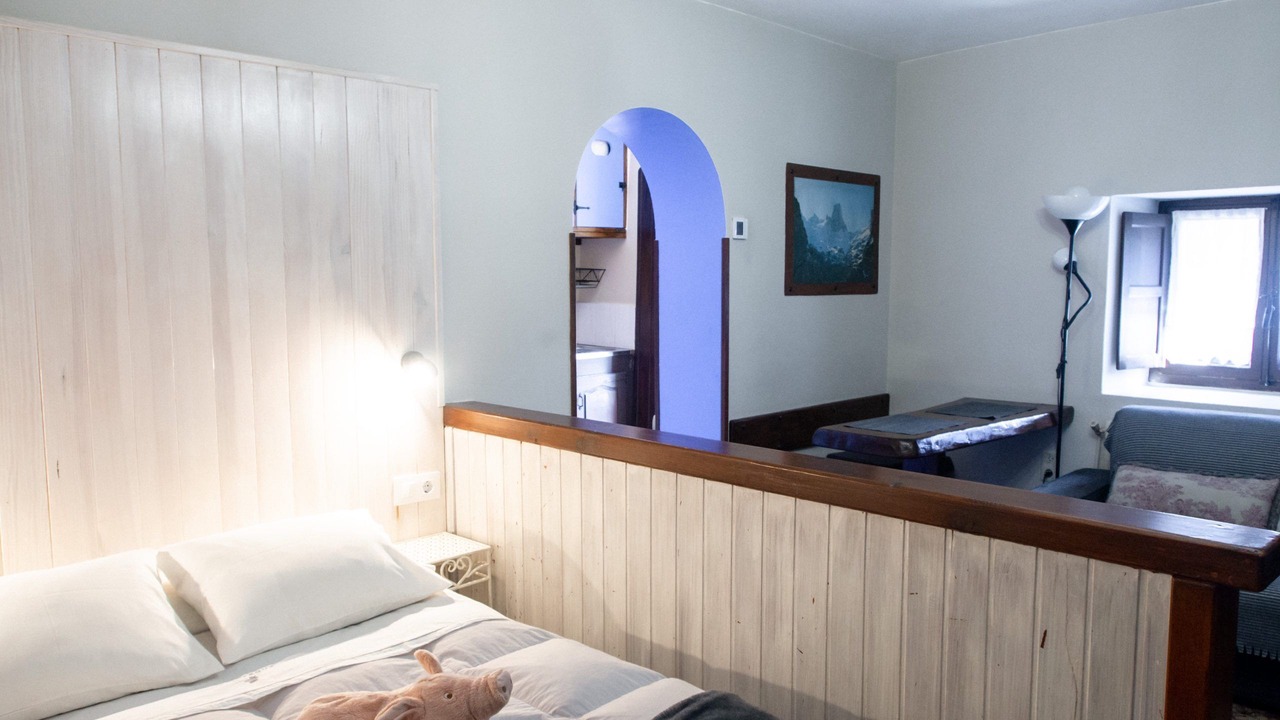 Photo of Bedroom in Aliezo