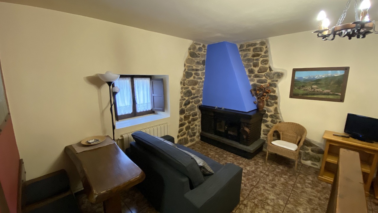 Photo of Livingroom in Aliezo
