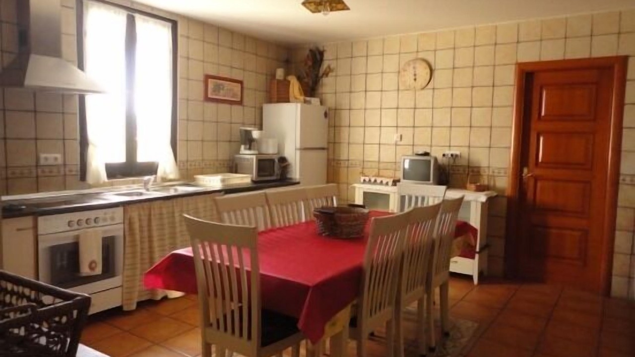 Photo of Kitchen in Fuentelisendo
