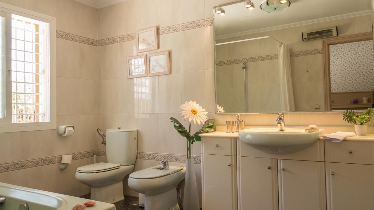 Photo of Bathroom in El Albir