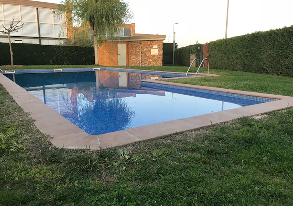 Photo of Outdoor in Albons