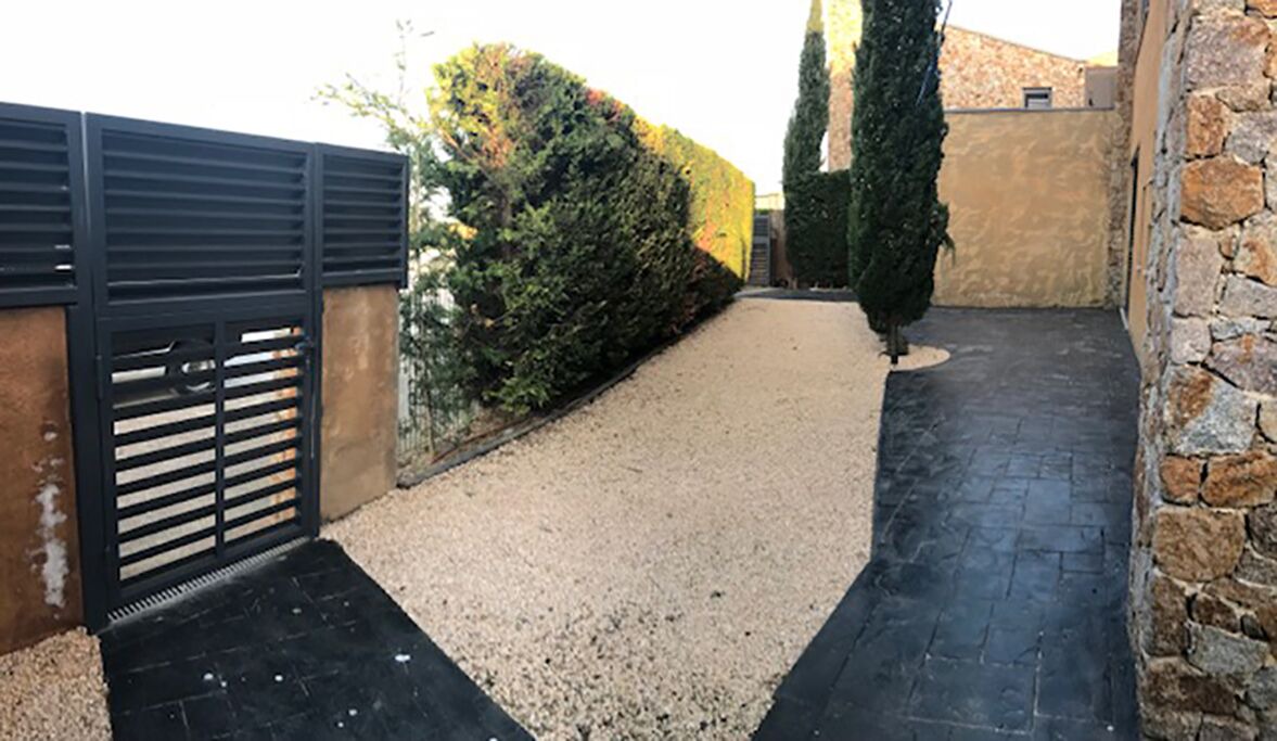 Photo of Outdoor in Albons