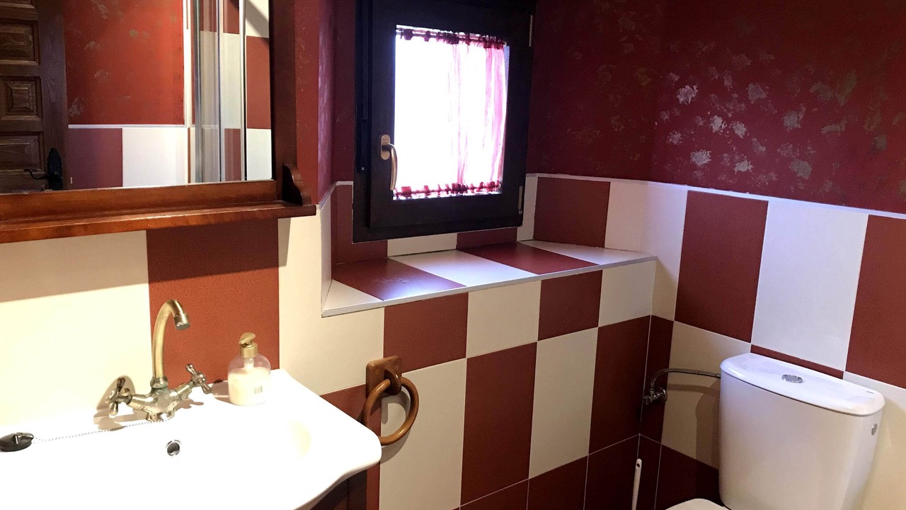 Photo of Bathroom in Valle de Santibanez