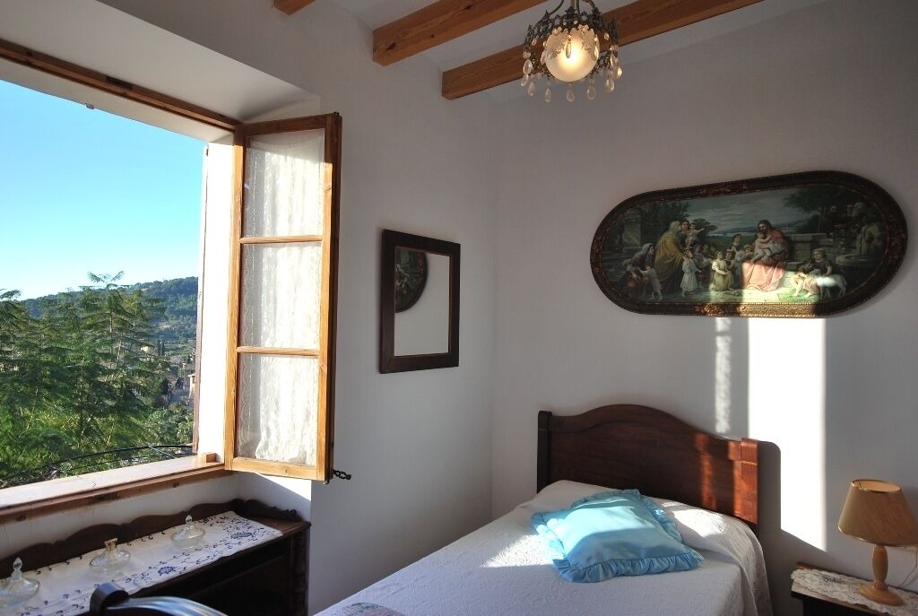 Photo of Bedroom in Biniaraix