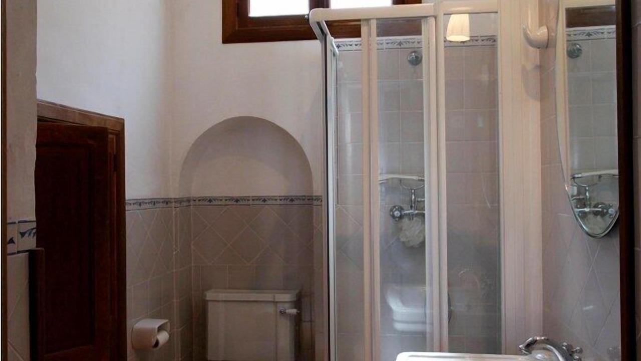 Photo of Bathroom in Biniaraix