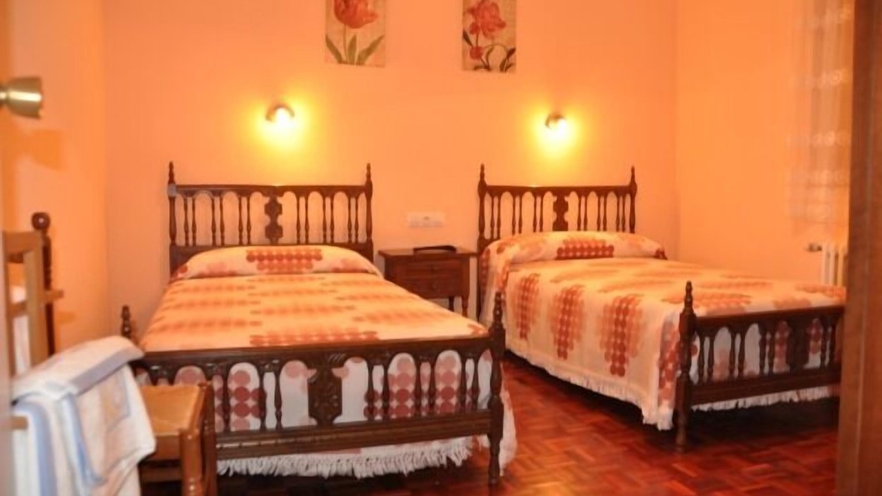 Photo of Bedroom in Canicosa de la Sierra