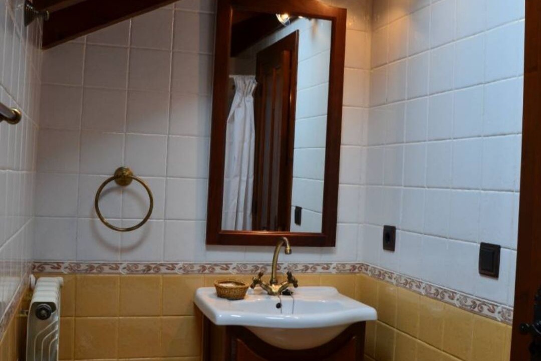 Photo of Bathroom in Penanes