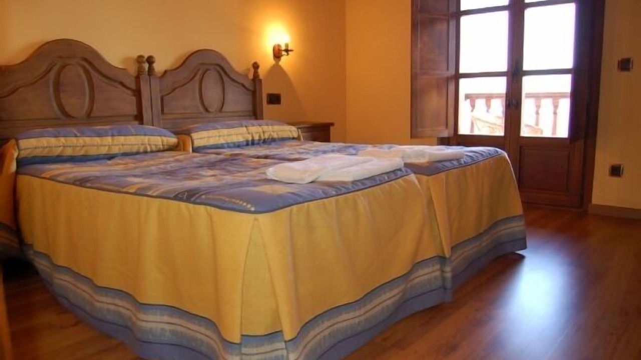 Photo of Bedroom in Penanes