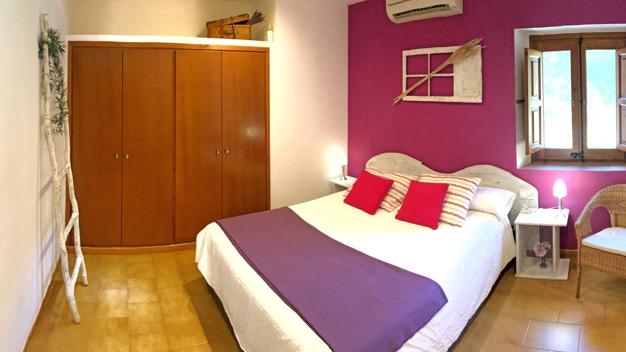 Photo of Bedroom in Santa Coloma de Farners
