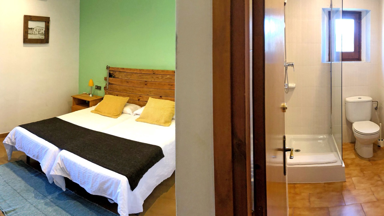 Photo of Bedroom in Santa Coloma de Farners