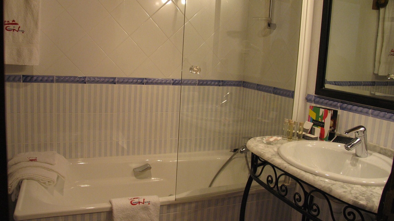 Photo of Bathroom in Naveda