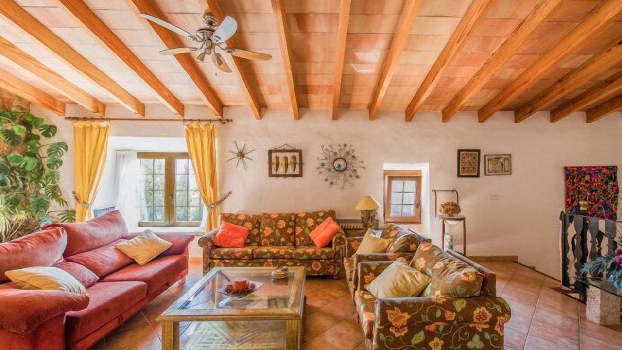 Photo of Livingroom in S Horta