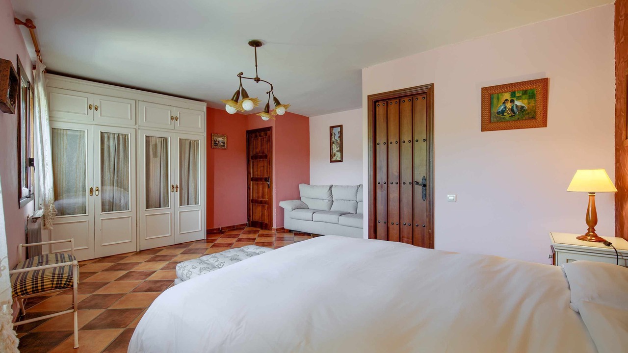 Photo of Bedroom in Majaelrayo