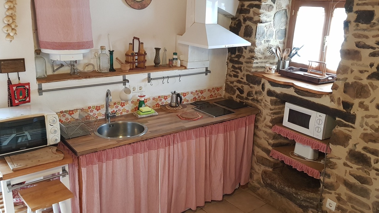 Photo of Kitchen in San Justo de Cabanillas