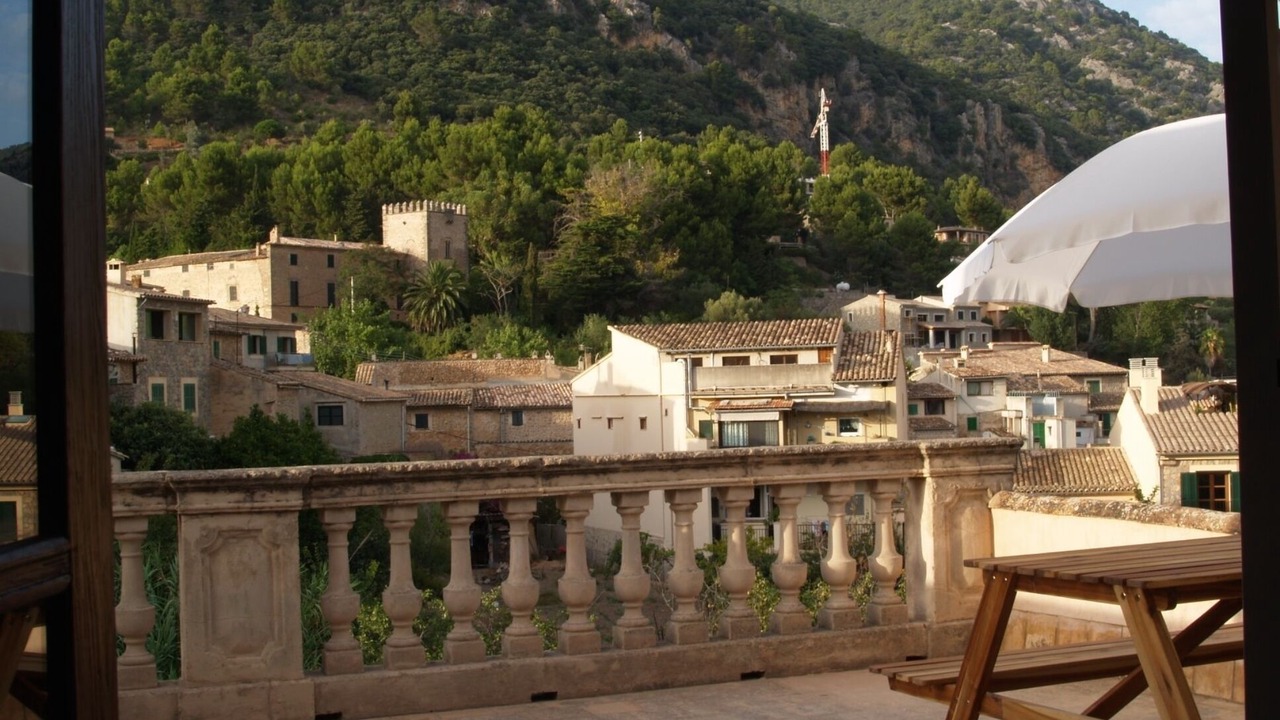 Photo of Others in S'Arxiduc