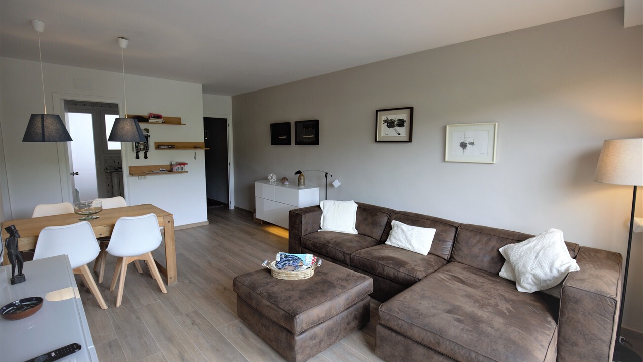 Photo of Livingroom in Tamariu
