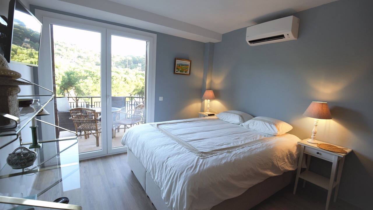 Photo of Bedroom in Tamariu
