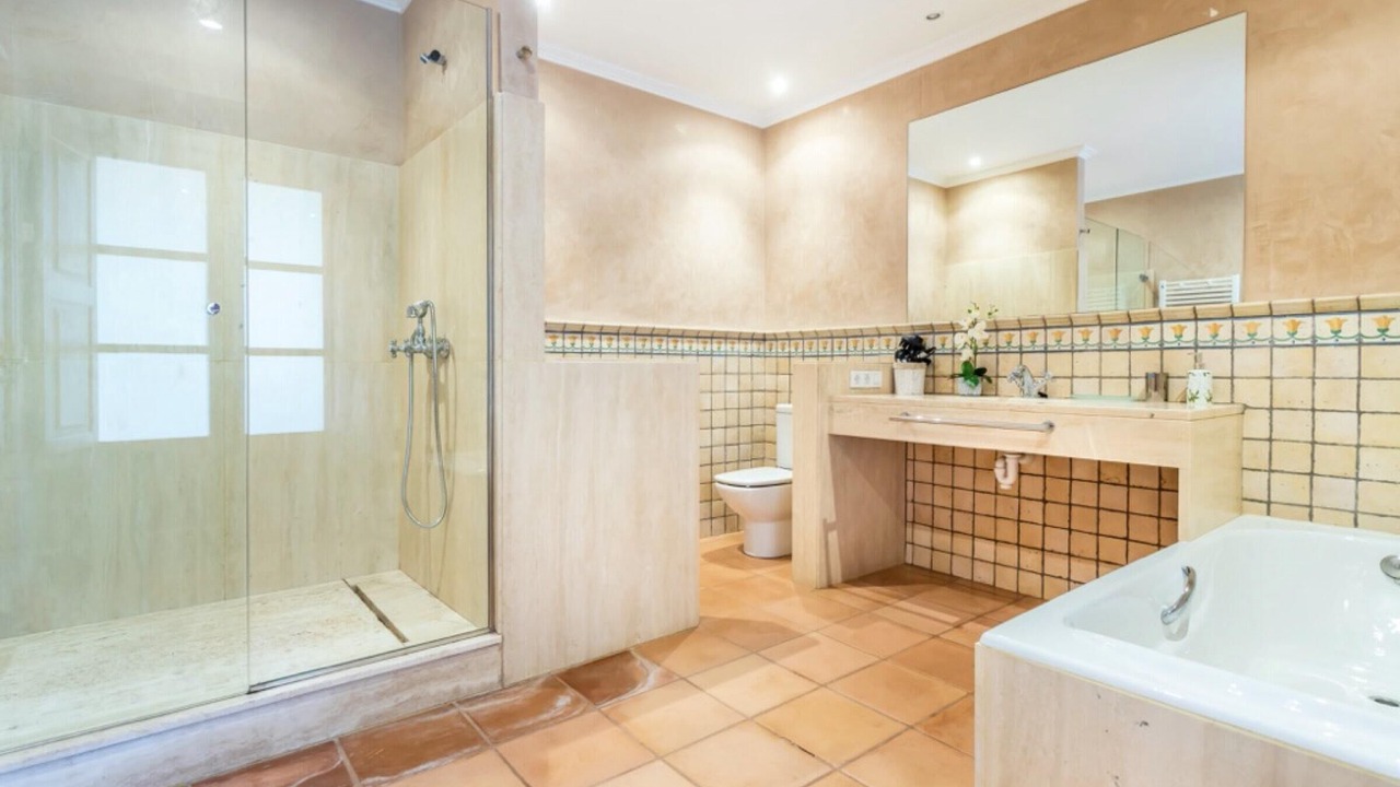 Photo of Bathroom in Fornalutx
