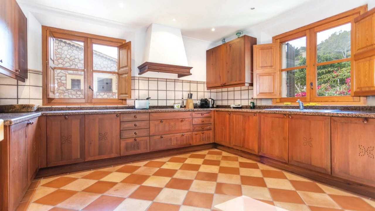 Photo of Kitchen in Fornalutx