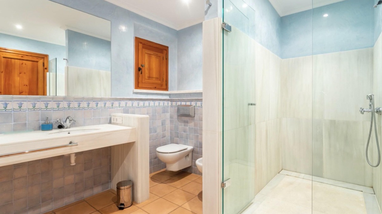 Photo of Bathroom in Fornalutx