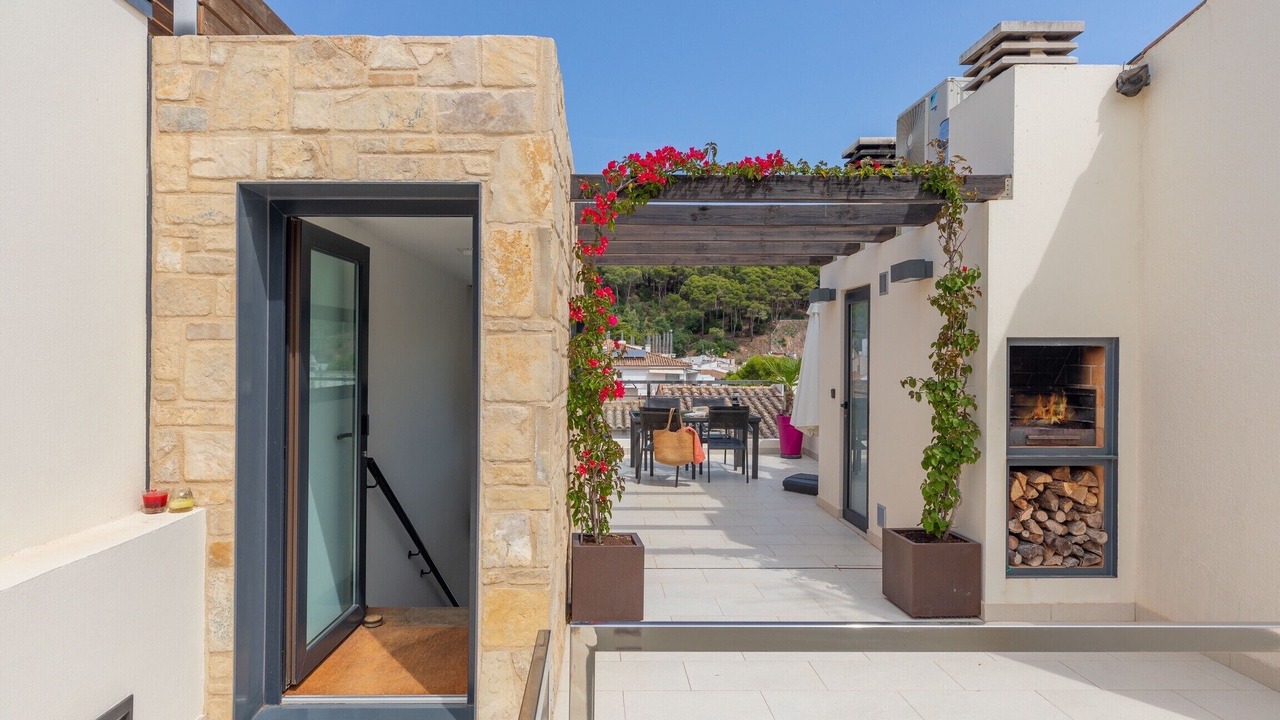 Photo of Patio Balcony in Tamariu