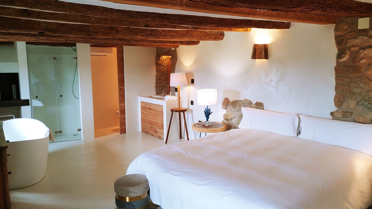 Photo of Bedroom in Madrona