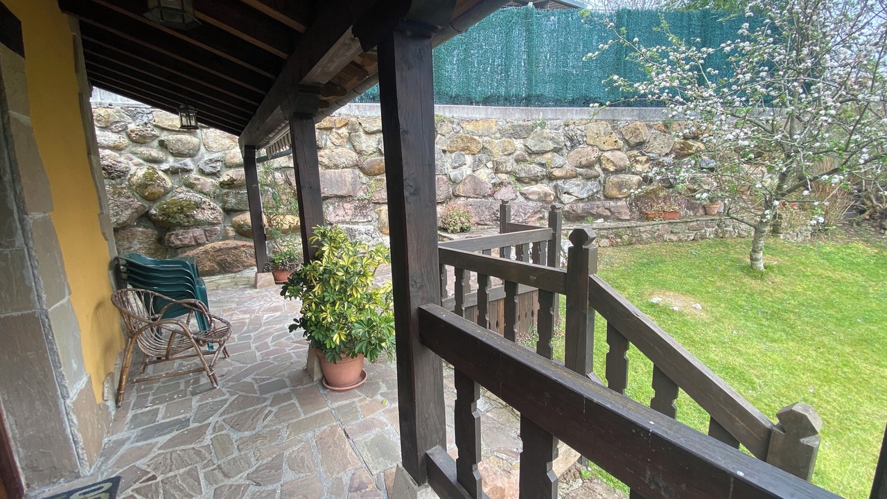 Photo of Patio Balcony in Celis