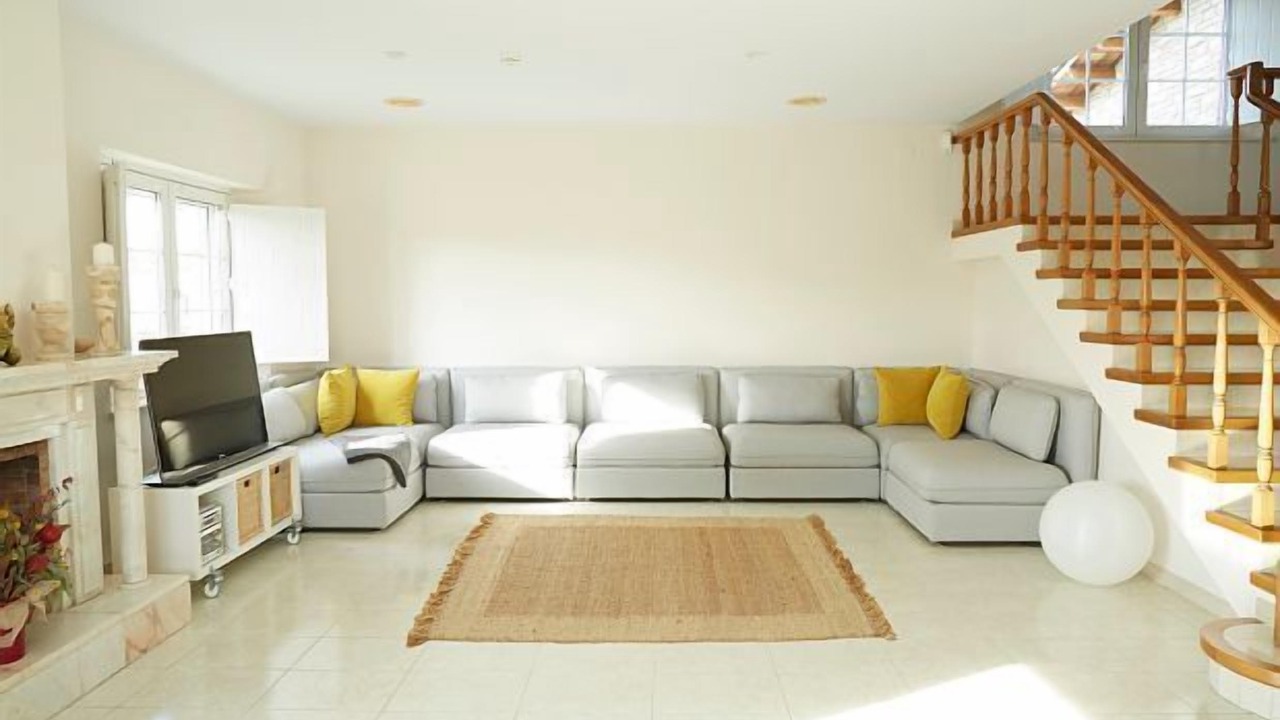 Photo of Livingroom in Gurb