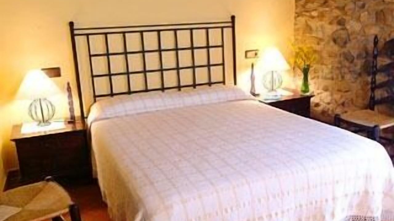 Photo of Bedroom in Garriguella