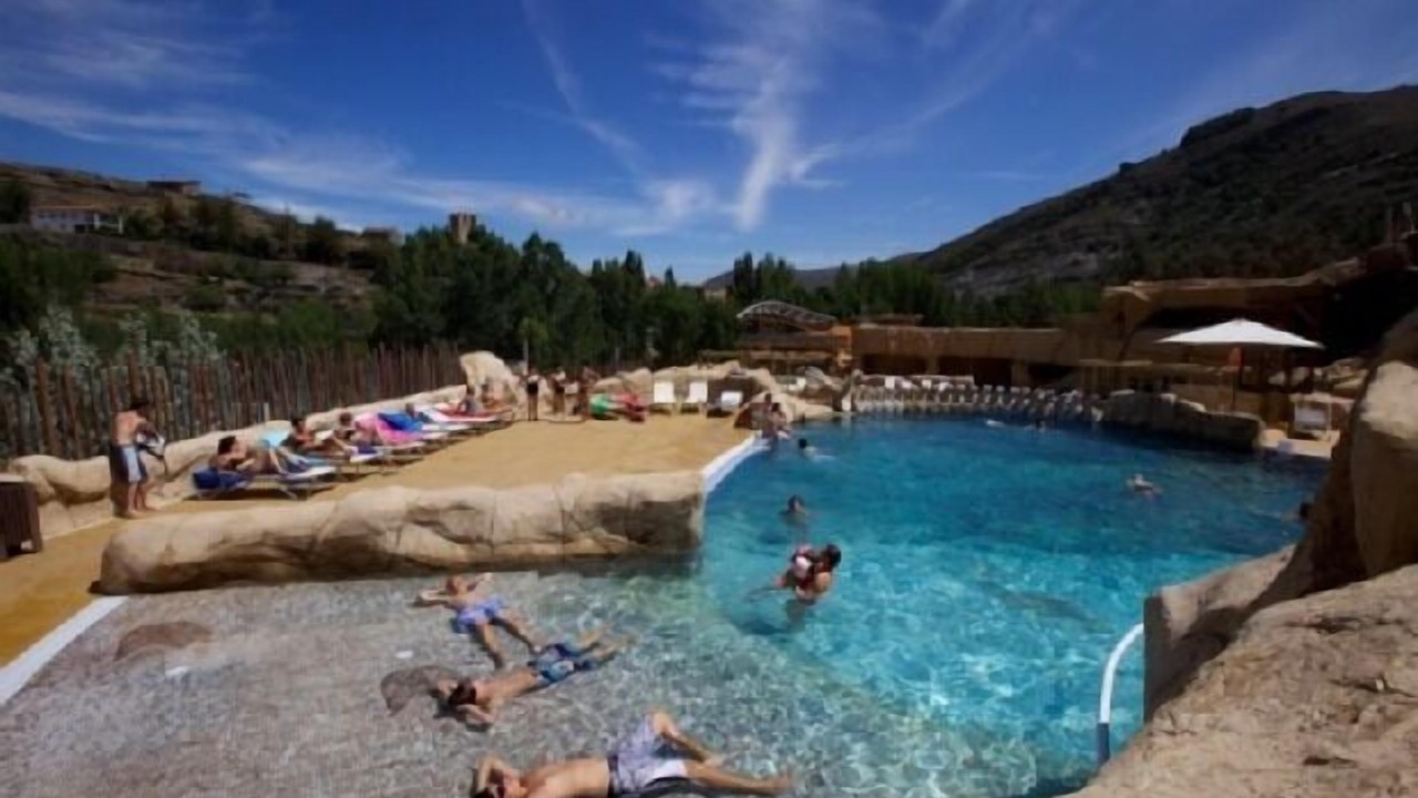 Photo of Outdoor in Navalsaz