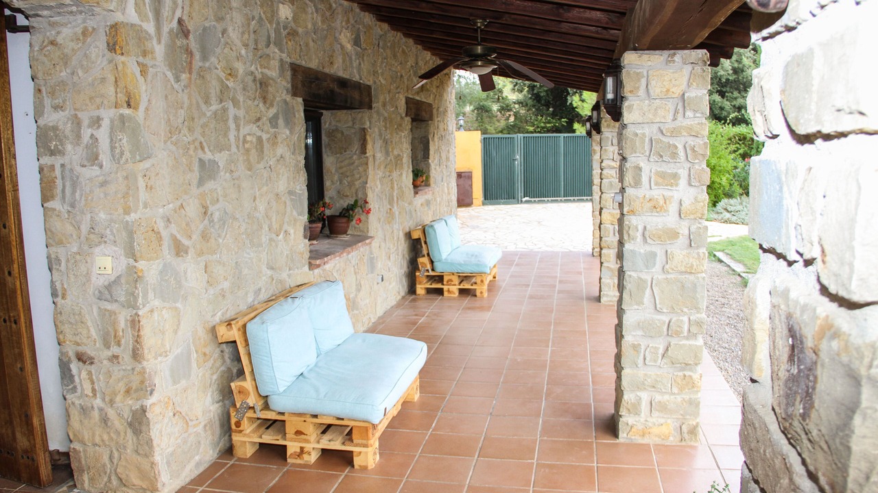 Photo of Patio Balcony in Llampaies