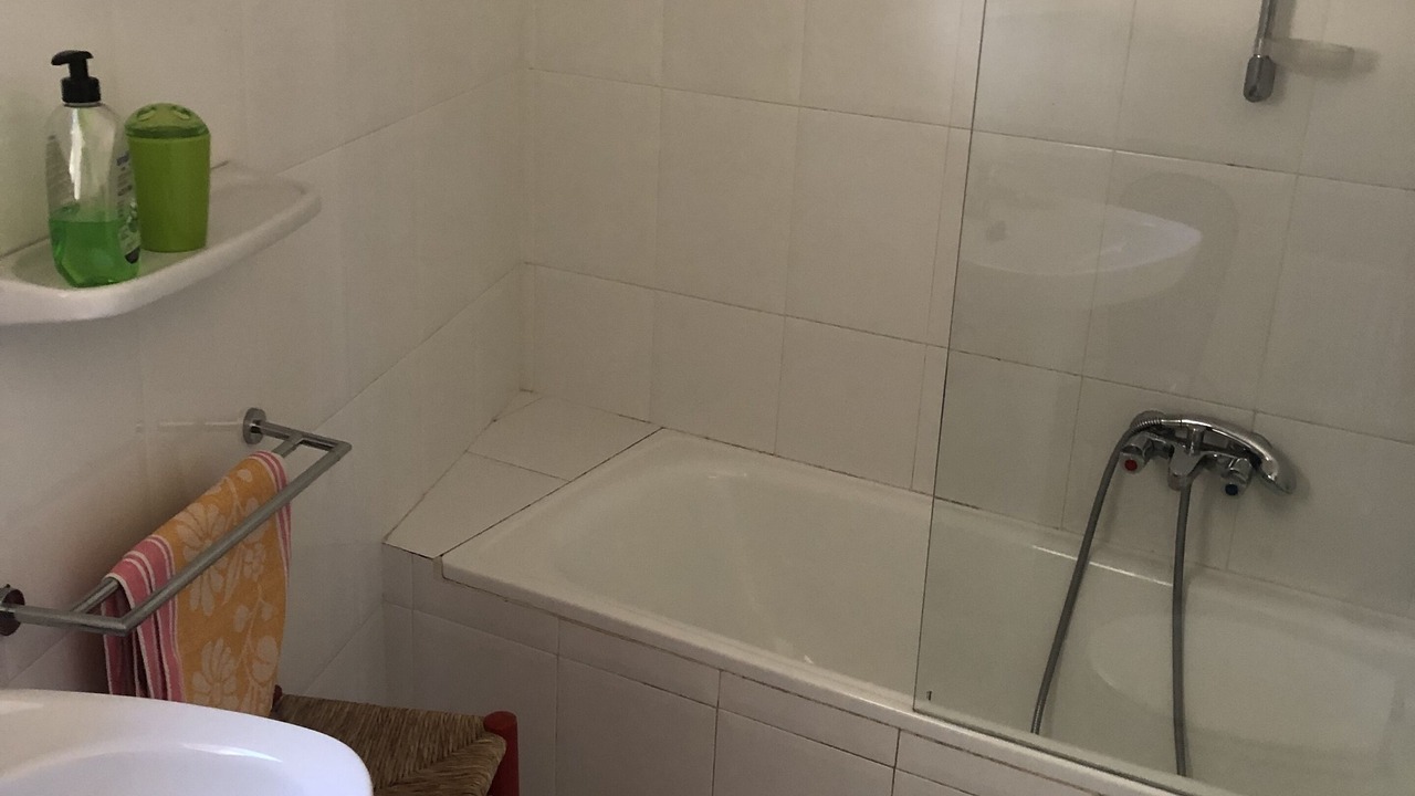 Photo of Bathroom in Palau-Saverdera