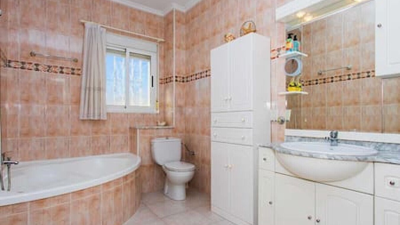 Photo of Bathroom in Rojales