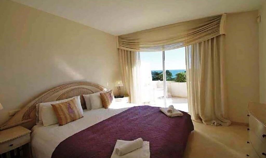 Photo of Bedroom in New Golden Mile