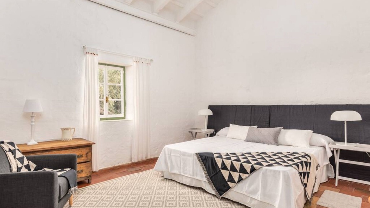 Photo of Bedroom in Mahon