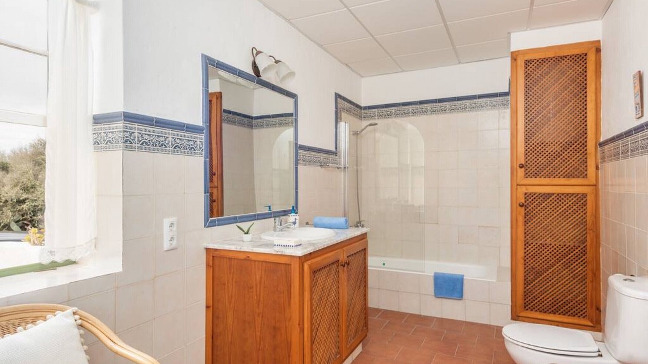 Photo of Bathroom in Mahon