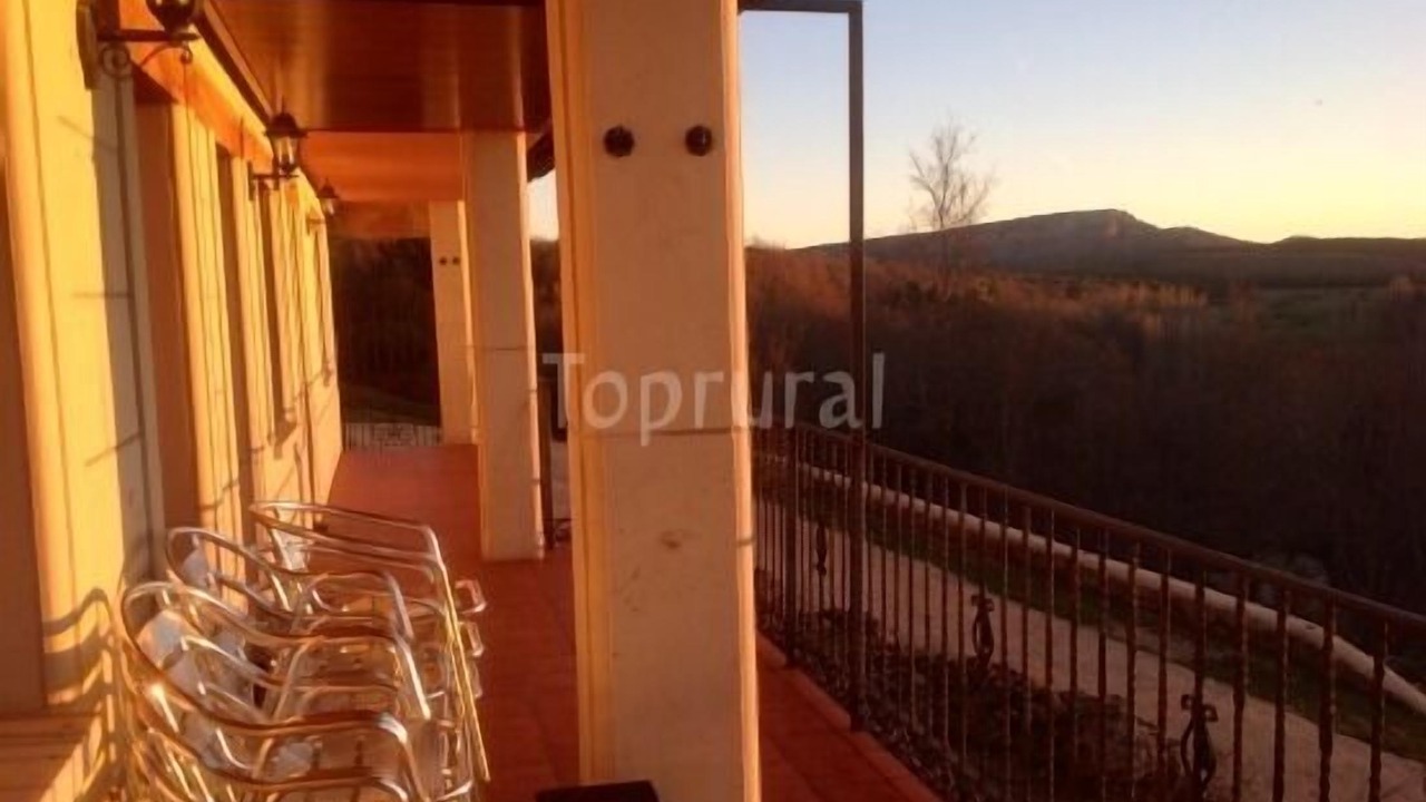 Photo of Patio Balcony in Rabanera del Pinar