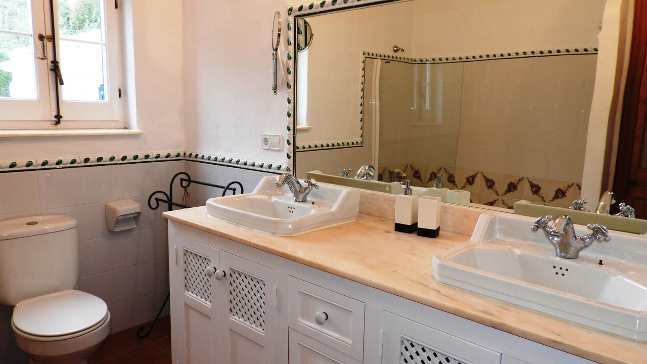 Photo of Bathroom in Biniparrell